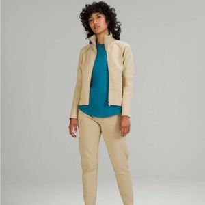 NWOT Lululemon End State zip up jacket